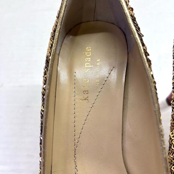 Dazzle in Kate Spade Karolina Gold Sequin & Red Patent Heels - Ladies Size 6 B - Picture 11 of 11